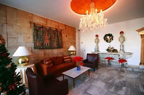 Hotel Suites Bernini Guadalajara