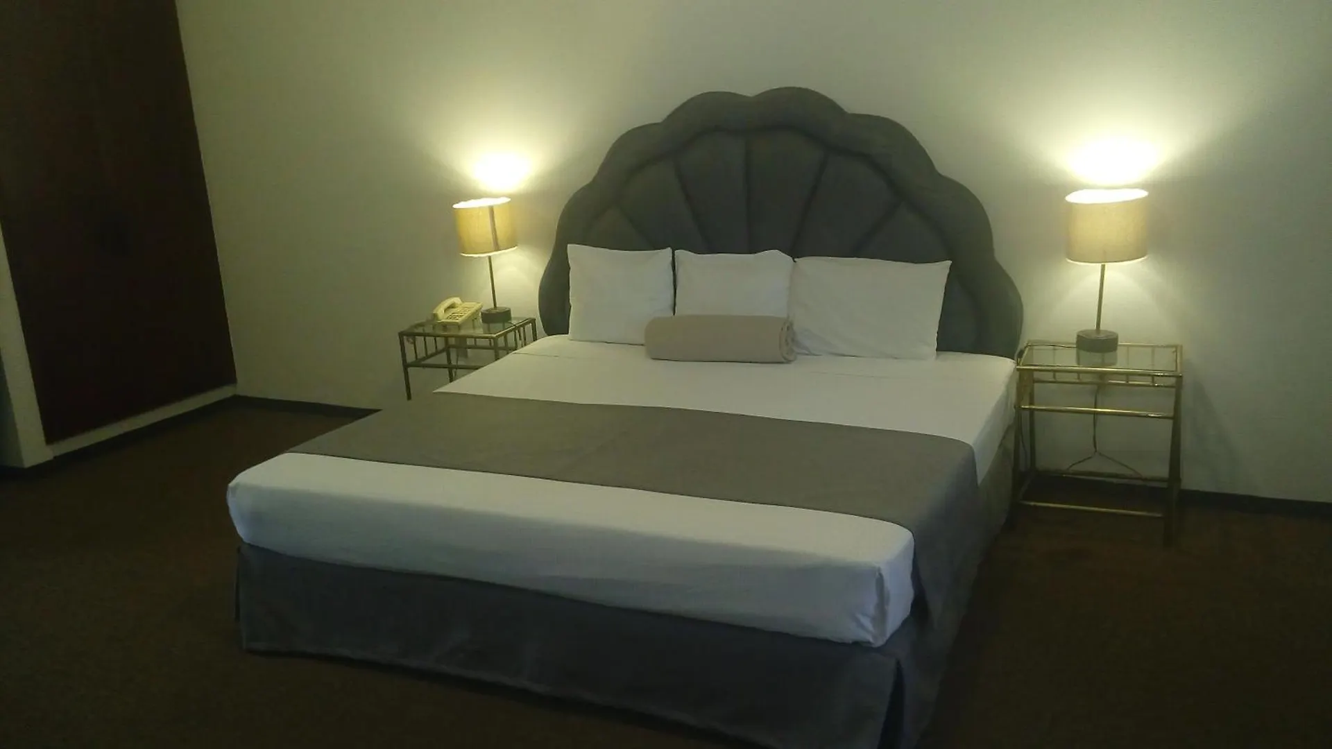 Hotel Suites Bernini location