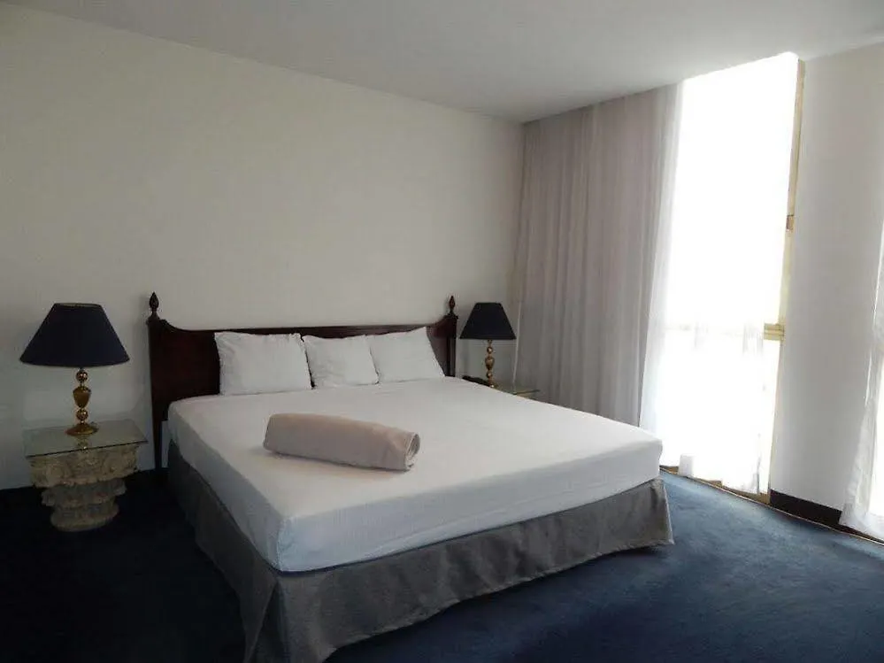 Hotel Suites Bernini Guadalajara