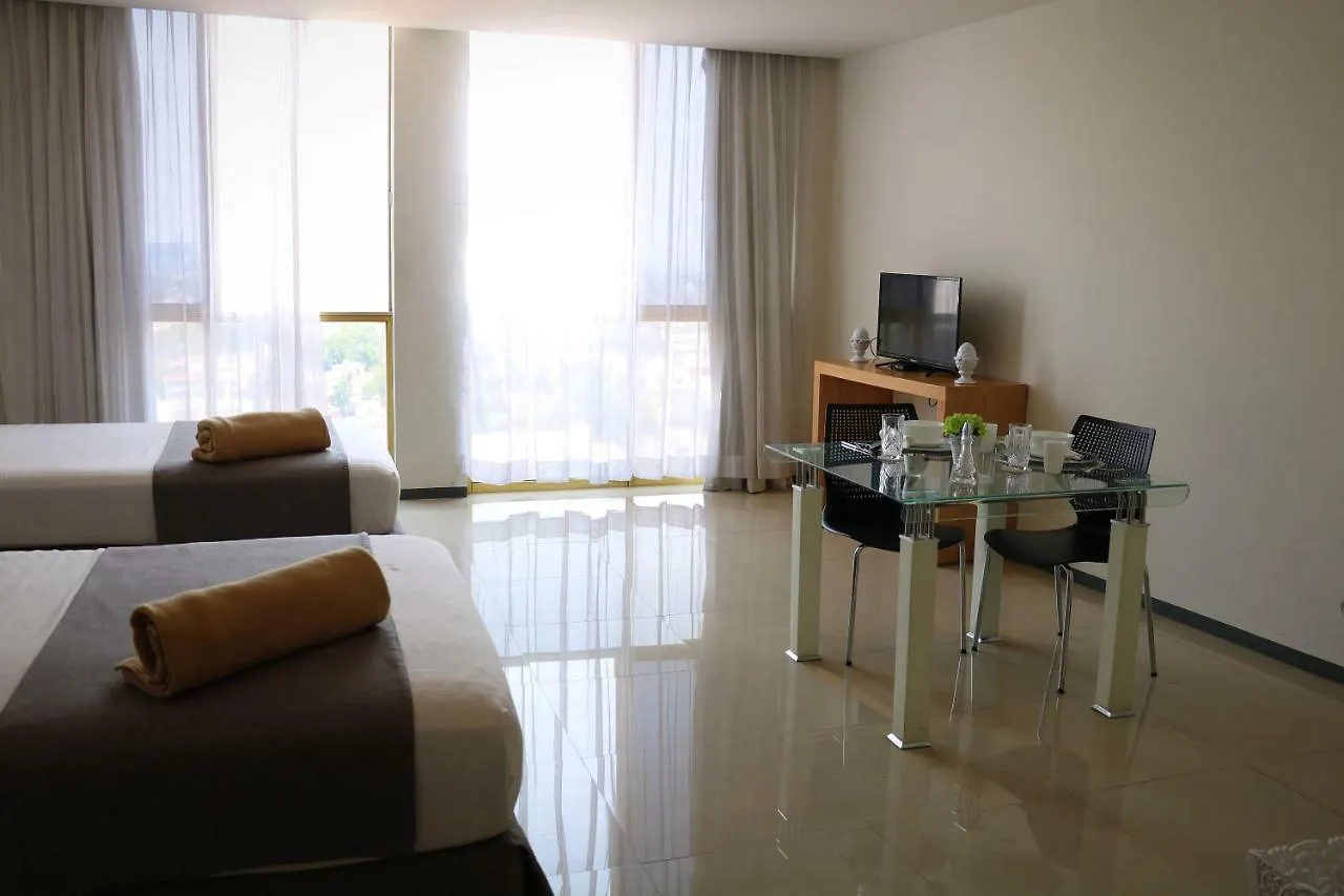 Hotel Suites Bernini Guadalajara