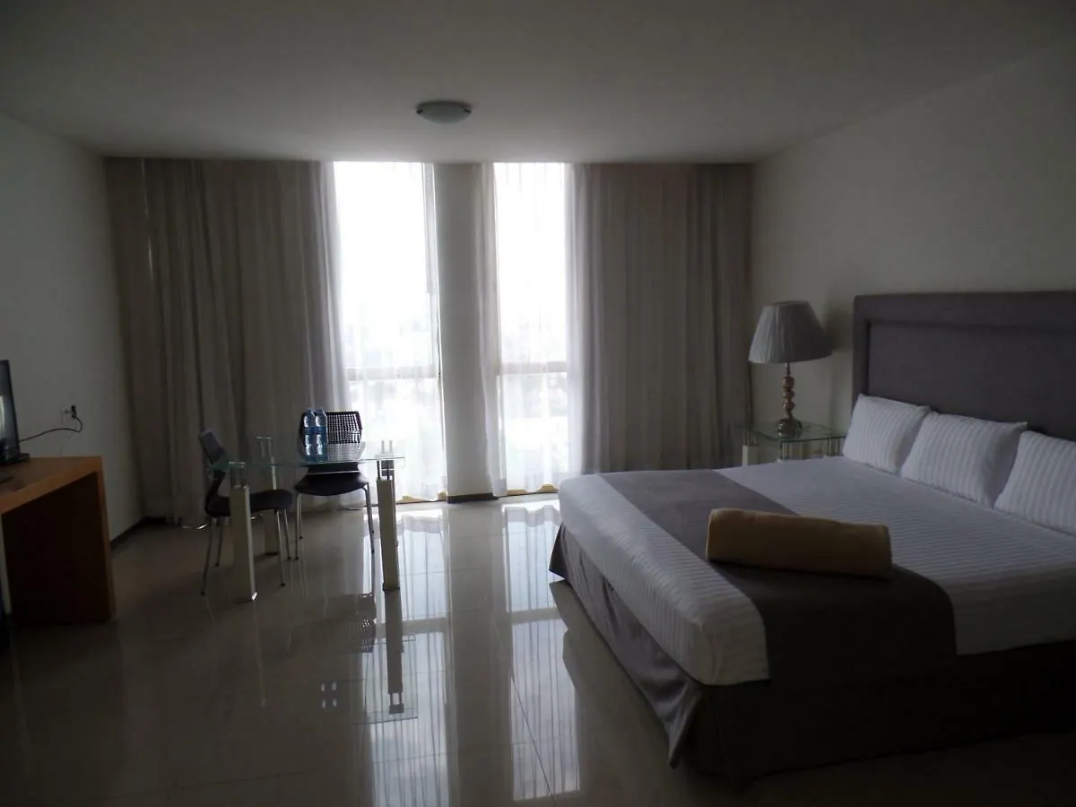 Hotel Suites Bernini Guadalajara